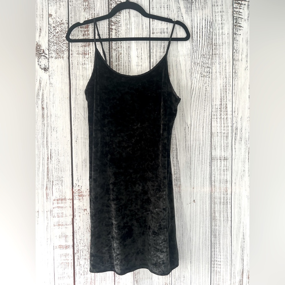 Victorias Secret suede nightgown for sale - size M/L